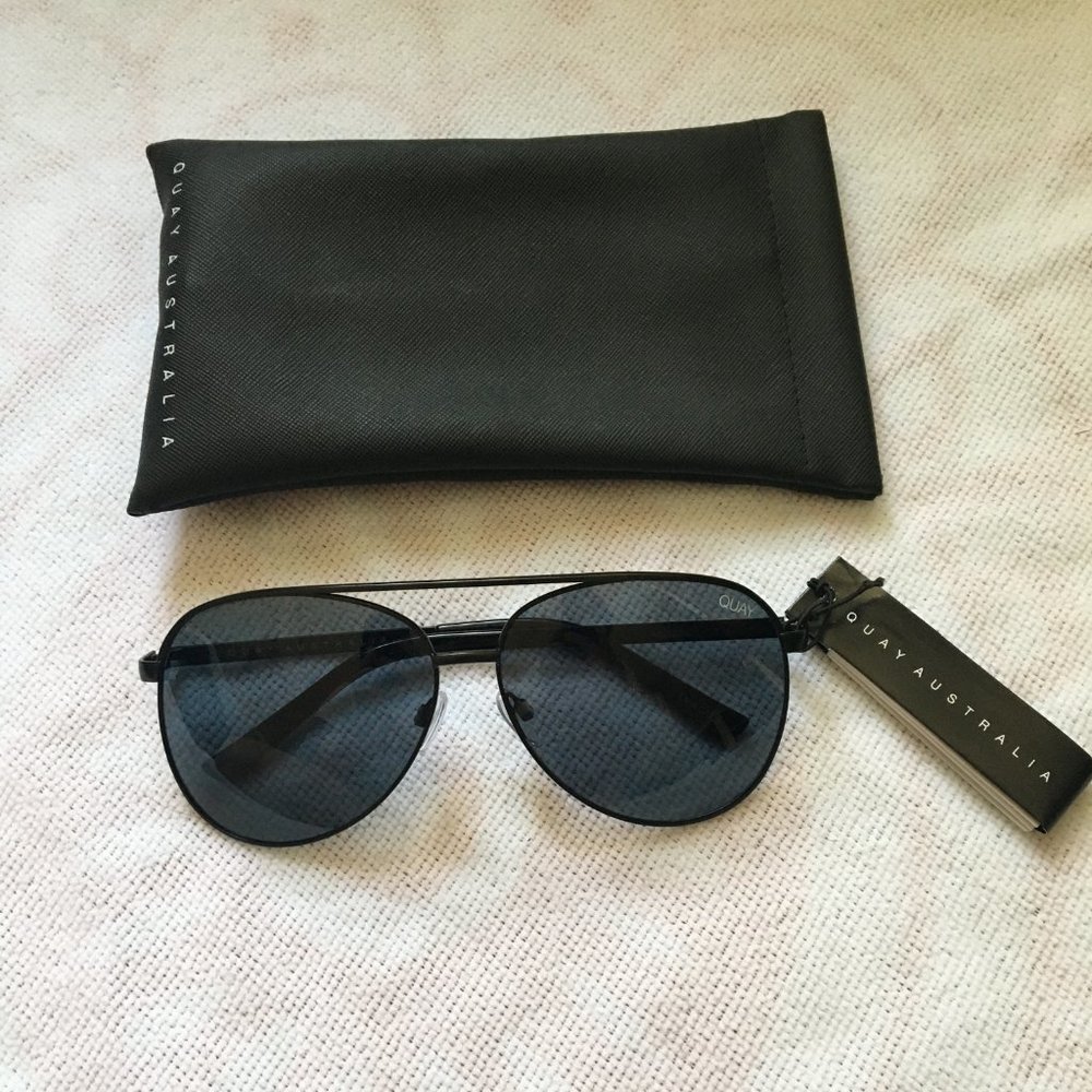 Quay Australia Vivienne Aviators